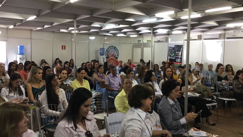 Auditório no estande do Sebrae, no Encontro das Mulheres do Agronegócio Tocantinense (Foto: Divulgação)