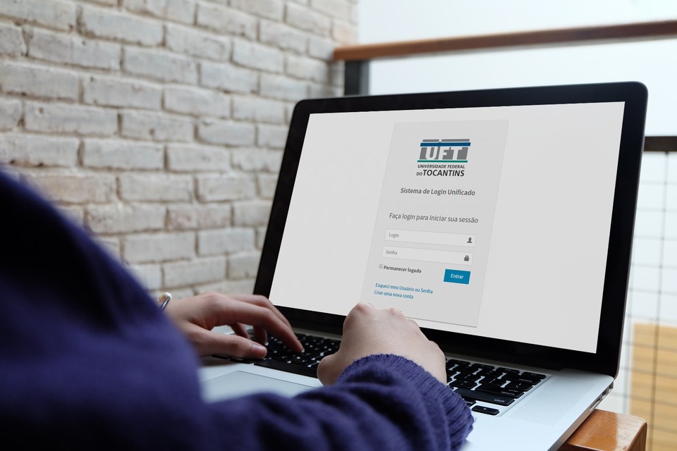 O acesso ao Sistema de Login Unificado se dá através do endereço http://sistemas.uft.edu.br/slu