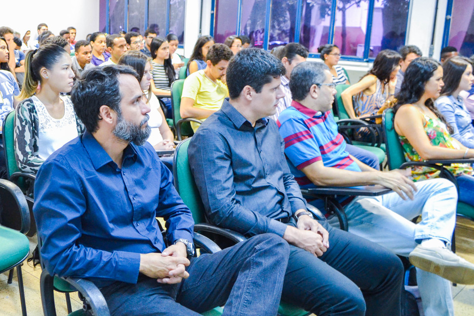Programação contou com a presença de Estudantes e Profissionais das Engenharias (Foto: Lean Felipe)
