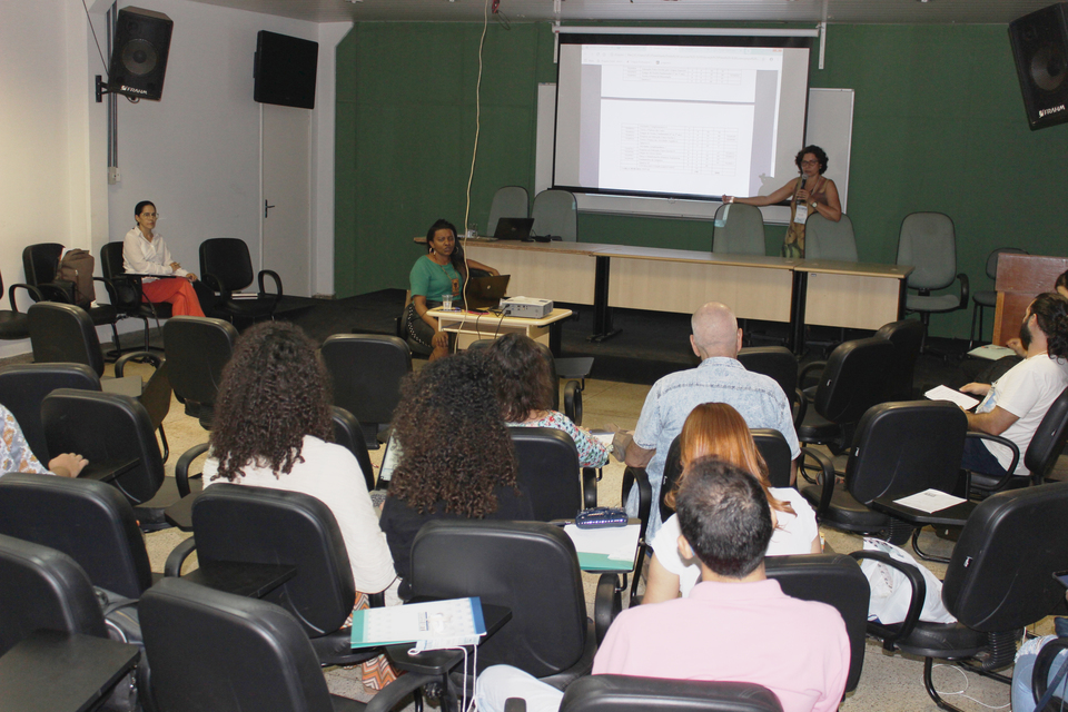 Atividade ocorre no auditório do Bloco IV (Reitoria), no Câmpus de Palmas (Foto: Samuel Lima/Sucom-UFT)