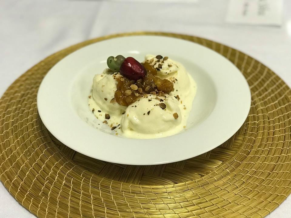 Prato vencedor da primeira edição: Sorvete de mandioca com calda de caju e castanha de baru (Foto: Sandra Garcia/Divulgação)