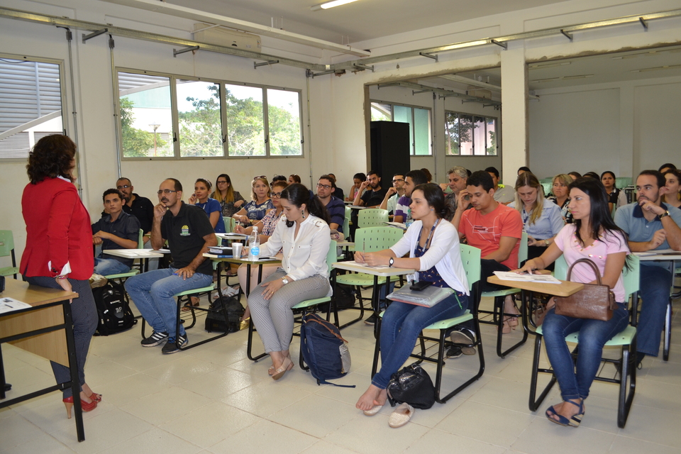 Comunidade universitária pôde conhecer melhor os procedimentos e tirar dúvidas (Foto: Patrícia Paiva/Dicom)
