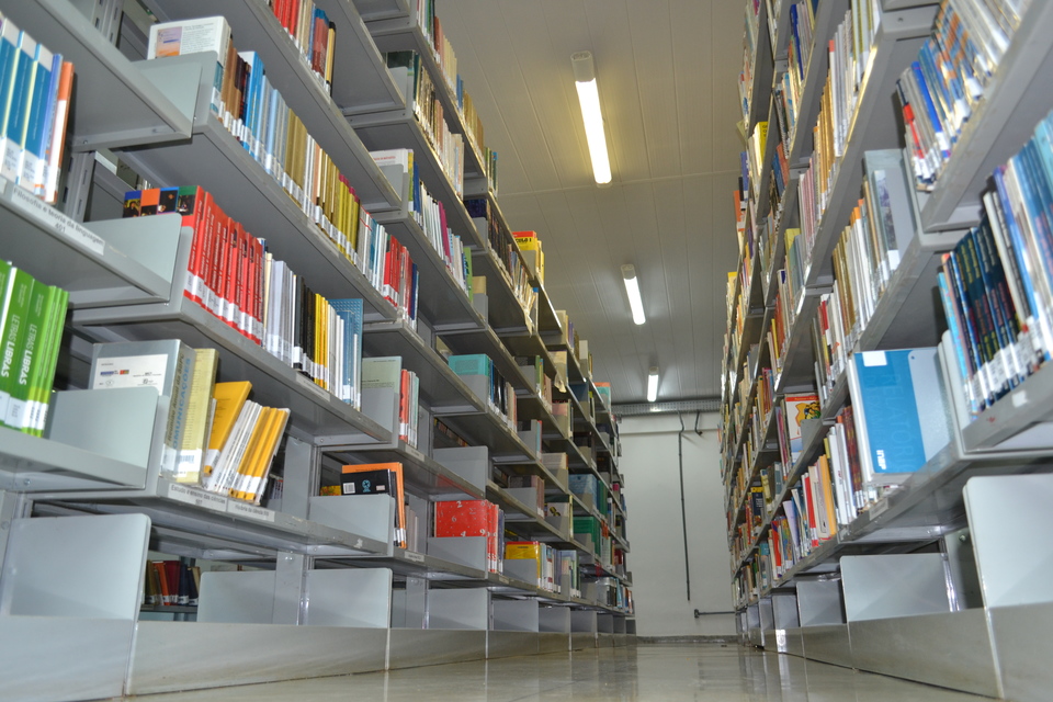 Interior da Biblioteca do Câmpus de Miracema (Foto: Rodrigo Mamédio/Divulgação)