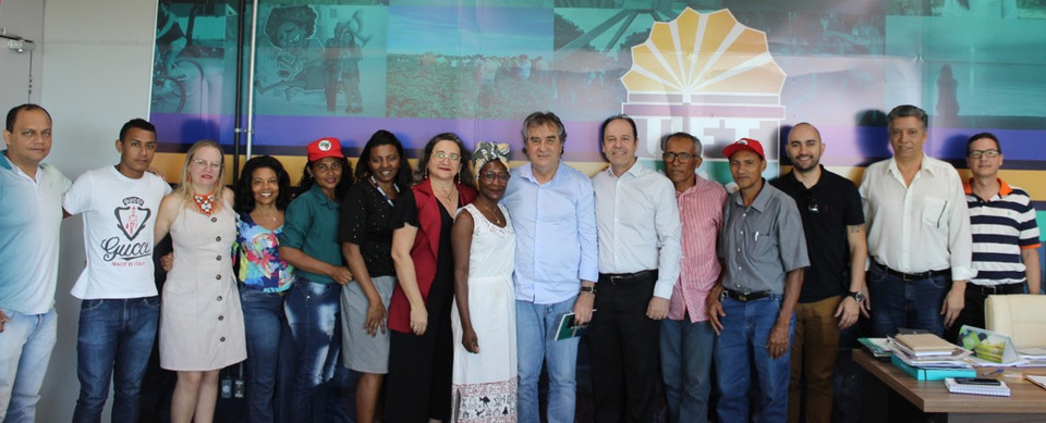 Reunião com deputado Célio Moura em 29jun19 (Foto: Valney Valdevino/RP UFT)