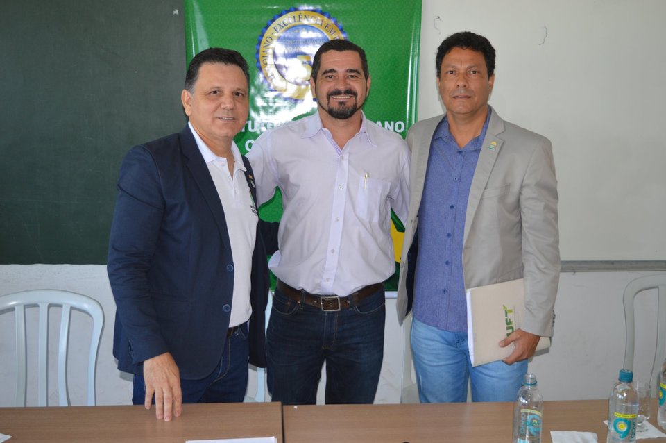 Almeida, Arantes e Tony de Jesus (e p/ d) - Foto: Divulgação