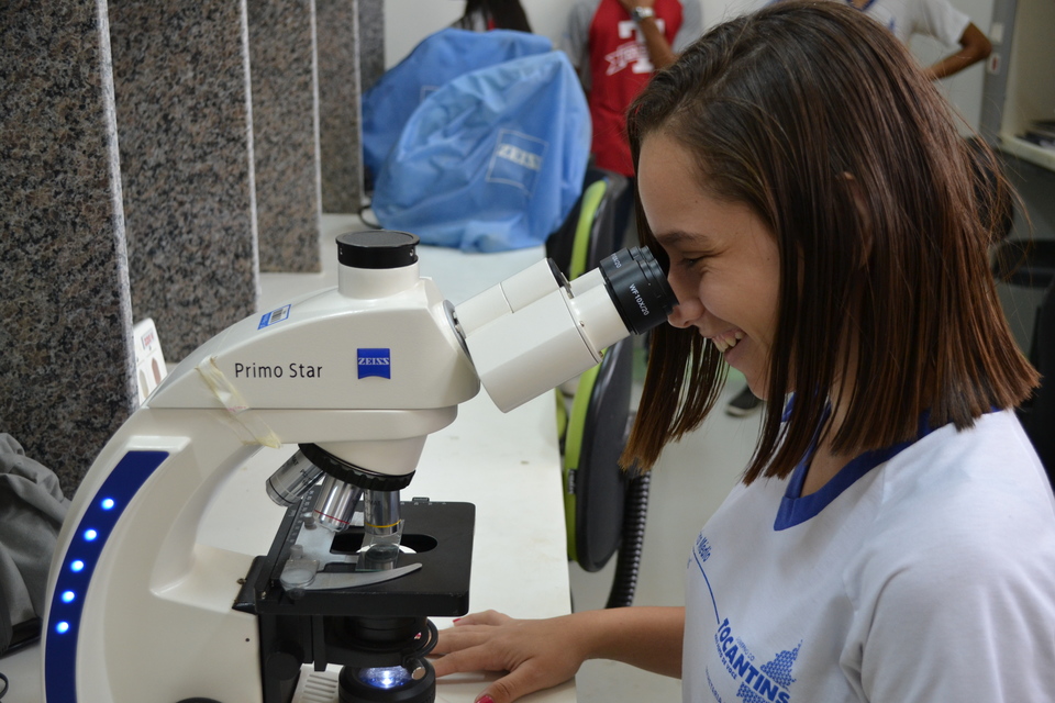 Estudantes secundaristas visitaram laboratórios e salas de aula no Câmpus da UFT em Gurupi (Foto: Valney Valdevino / Divulgação)