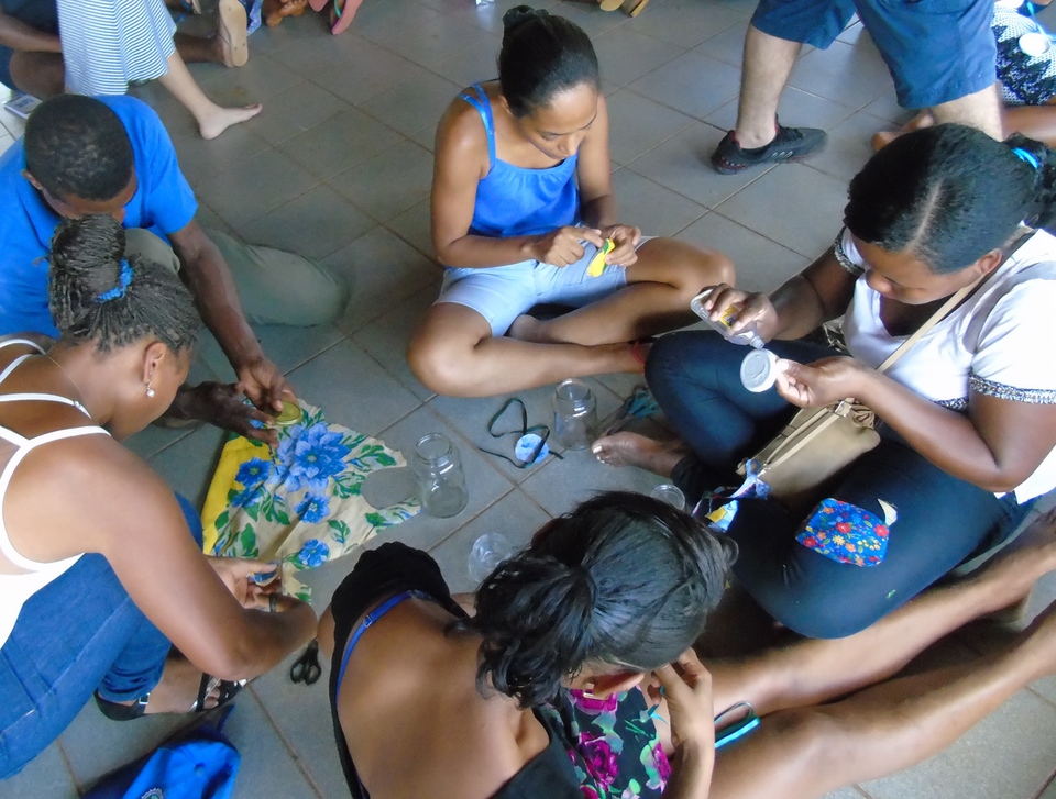 Oficina realizada na comunidade Kalunga por professores e estudantes do Câmpus de Arraias da UFT (Foto:arquivo pessoal)