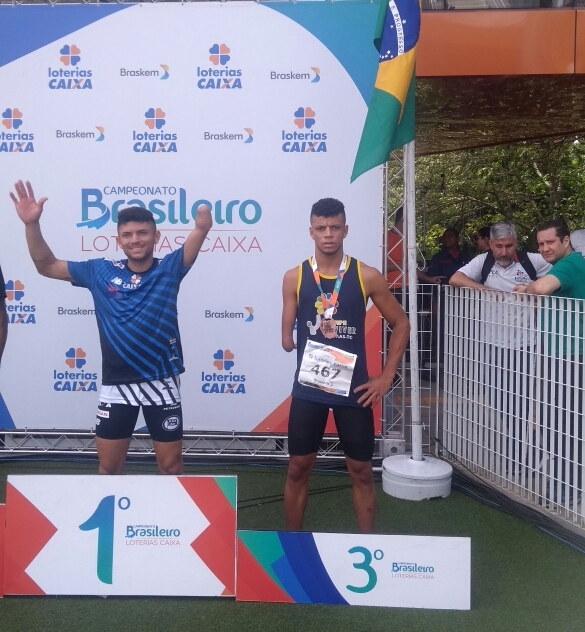Atleta Ilquias ganha em terceiro lugar (Foto: Marise) 