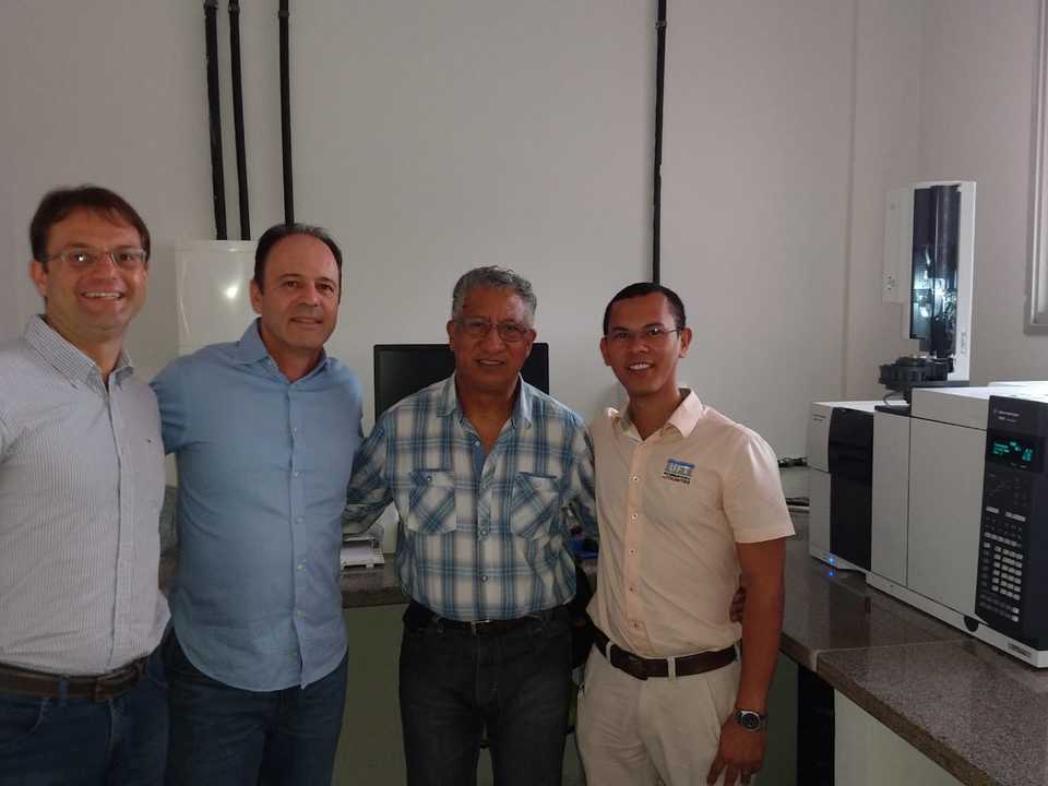 Laboratório recebeu a visita do reitor Luís Eduardo Bovolato (Foto: Divulgação)