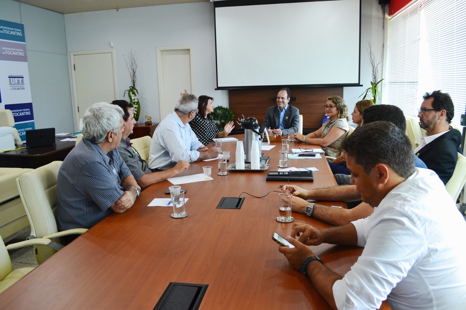 Reunião entre UFT e Seduc_14 de junho de 2017. Foto Caroline Falcão