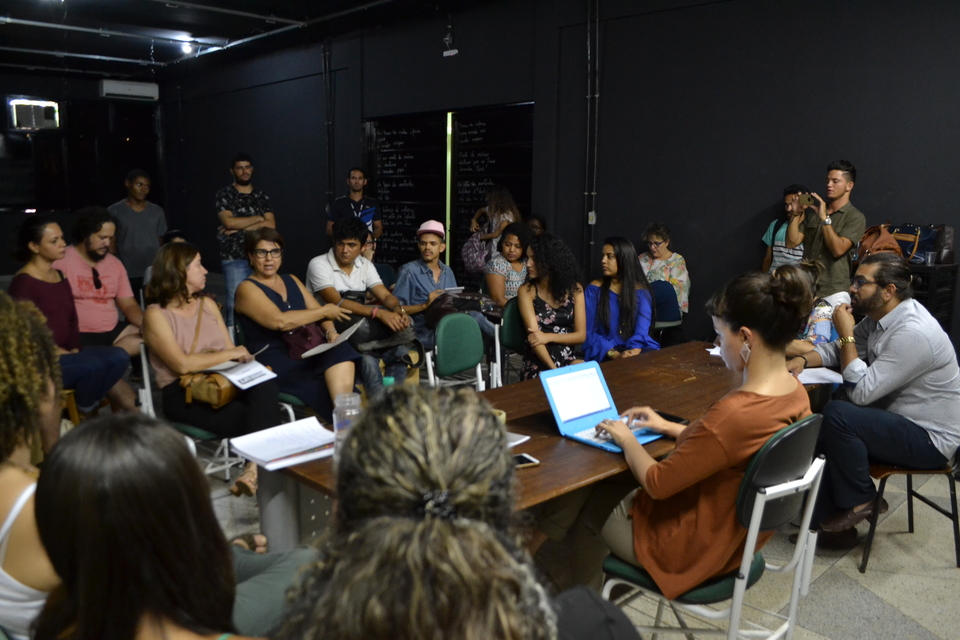 Professores e acadêmicos discutem as demandas apresentadas pelos GTs (Foto: Heloísa Cipriano/Dicom)