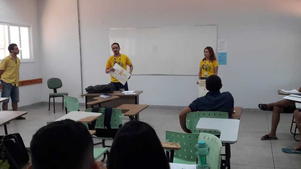 Em Tocantinópolis servidores fizeram ações nas salas de aula (Foto: Divulgação / RH do Cãmpus)