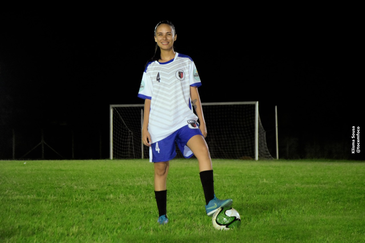 O jogo a ser jogado pelo futebol feminino