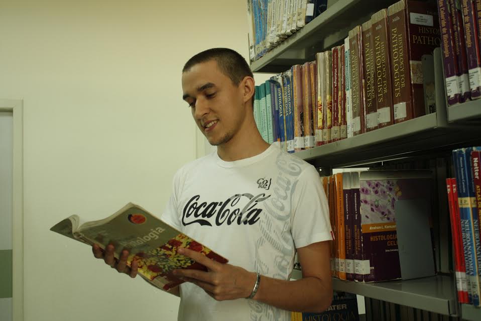 Estudante de Medicina José Lucas. Foto: Elâine Jardim