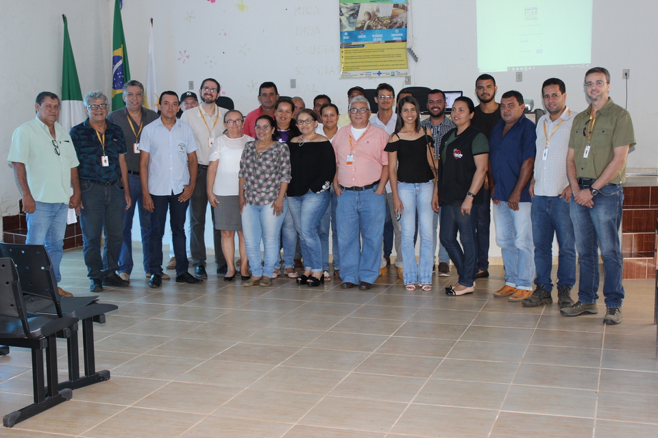 Equipes da UFT e da Prefeitura de Chapada de Areia no início dos trabalhos (Foto: Idglan Bob Maia/Divulgação)