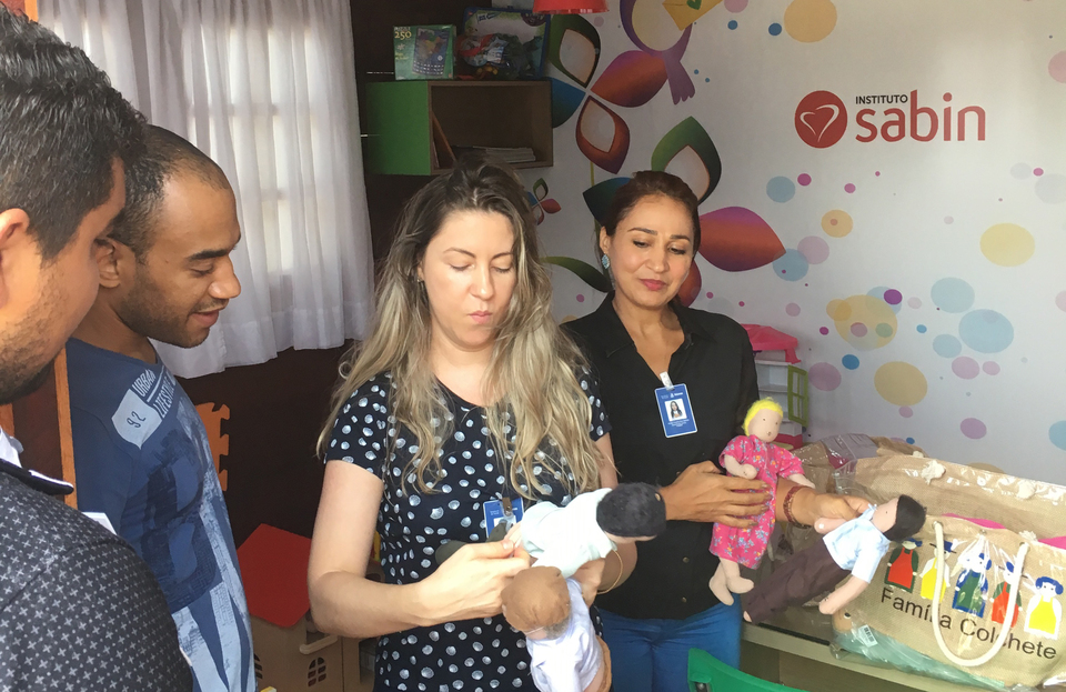 Primeiro local de entrega da cartilha foi no Savi, especializado no atendimento à criança em situação de violência sexual (Foto: Divulgação)