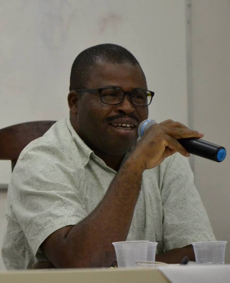 Professor Ernesto Macaringue (Foto: Arquivo Pessoal)