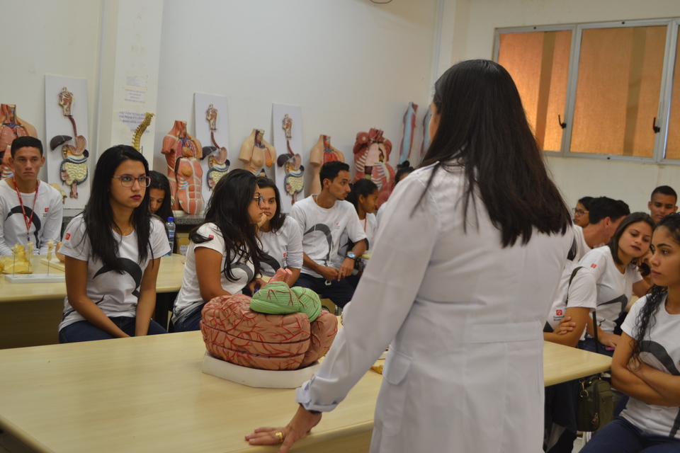 Visita dos alunos secundaristas da Fundação Bradesco Foto Elini Oliveira 
