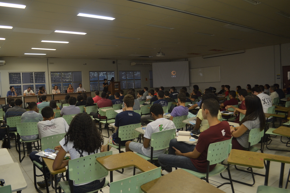 Workshop ocorre no Bloco D (Anfiteatro), no Câmpus da UFT em Palmas (Foto: Paulo Teodoro/Dicom)
