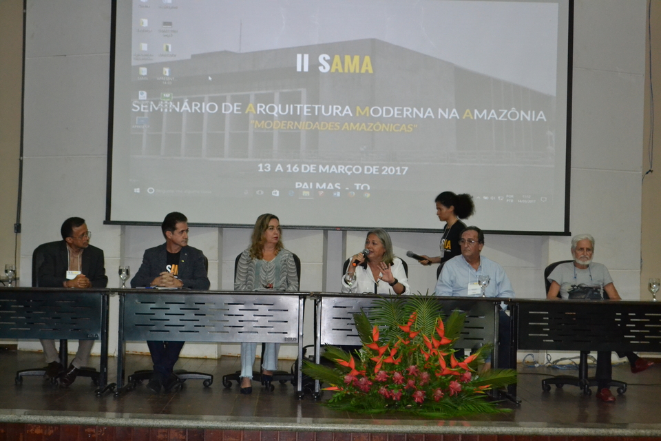 Mesa-redonda com arquitetos pioneiros de Palmas (Foto: Elini Oliveira)