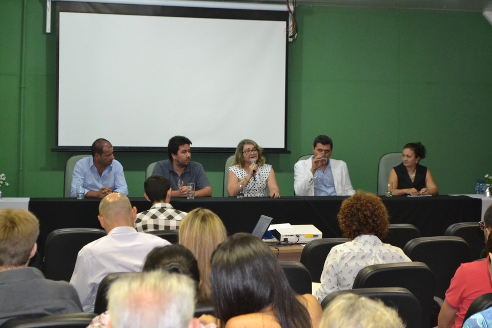 Mesa da noite de abertura oficial das comemorações de dez anos do PPGDR (Foto: Samuel Lima/Dicom)