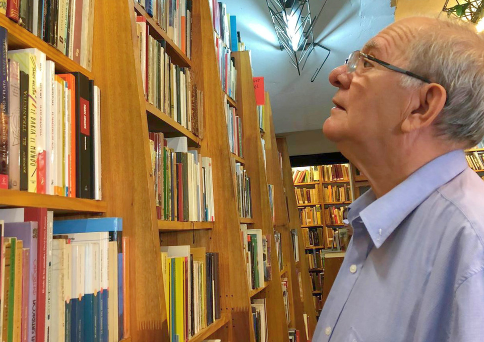 Biblioteca da UFT em Porto Nacional recebe acervo do jornalista Athos Pereira da Silva