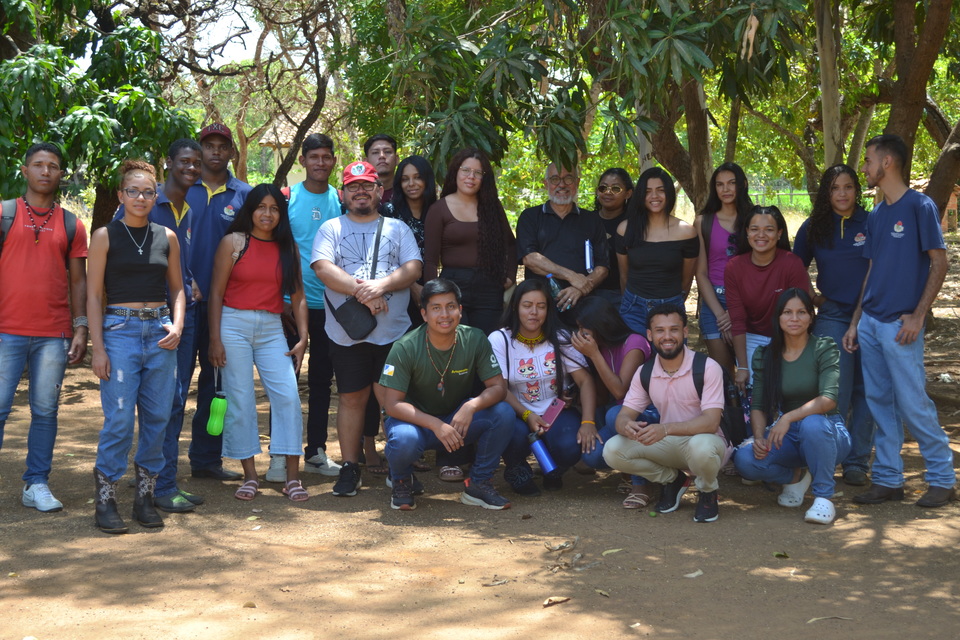 Discentes do curso de Pedagogia da UFT em Miracema visitam Escola Família Agrícola de Porto Nacional