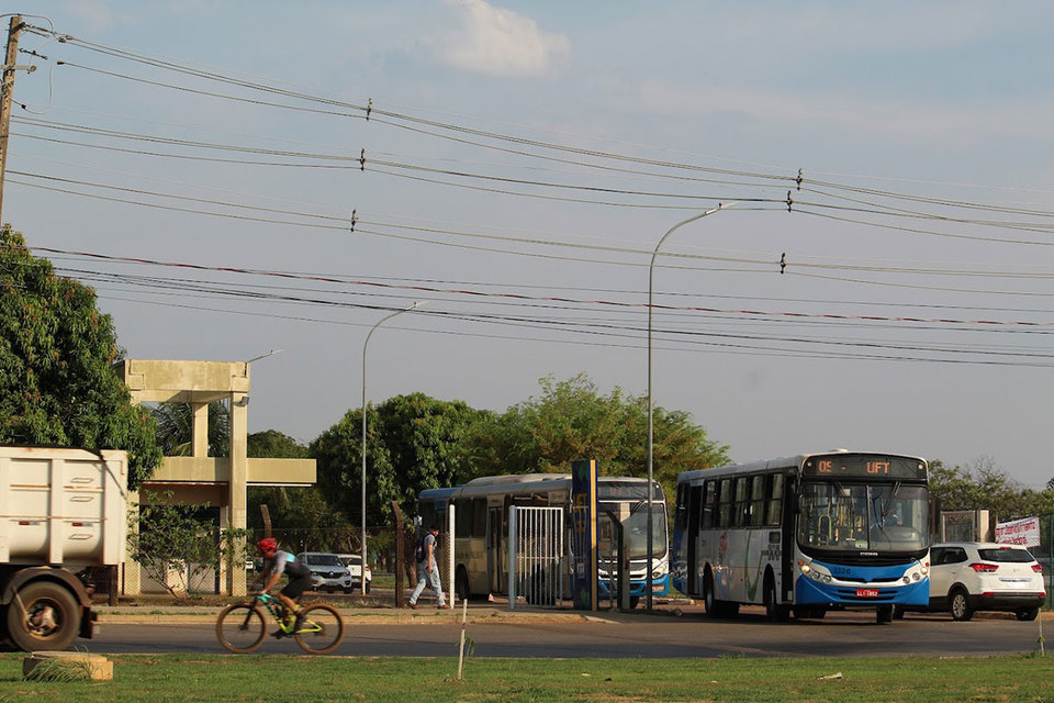 Viva a Universidade!