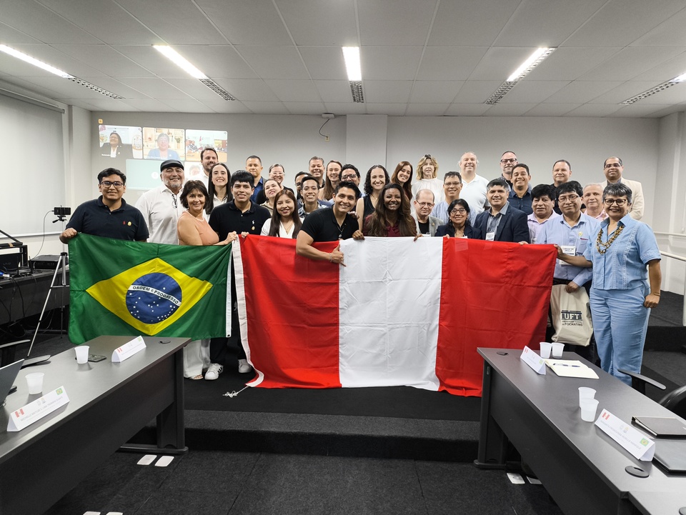 UFT recebe comitiva da universidade peruana Untels visando acordos de mobilidade técnica e acadêmica