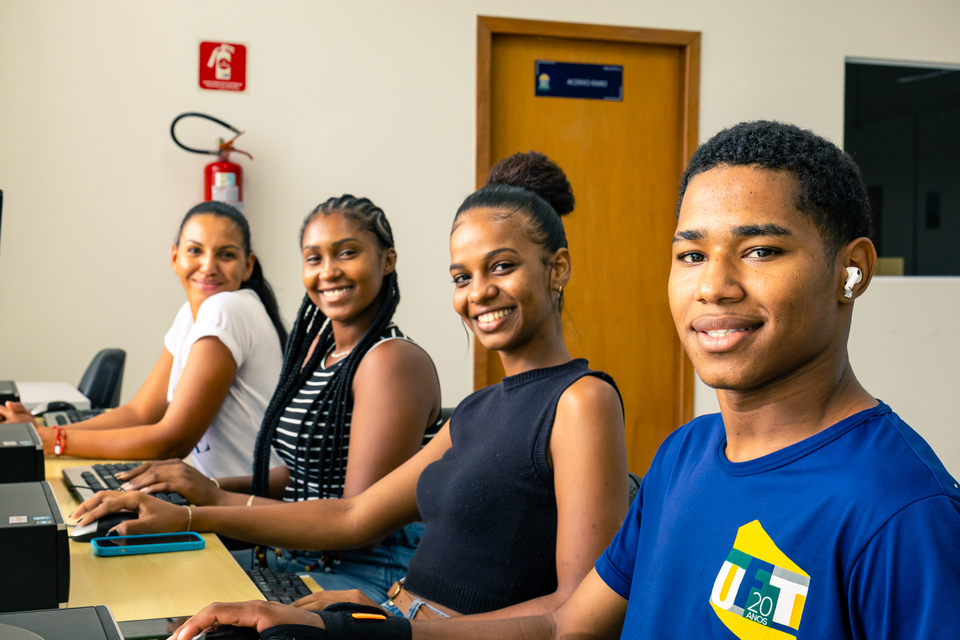 Prograd divulga edital do processo seletivo para estudantes interessados no Pibid