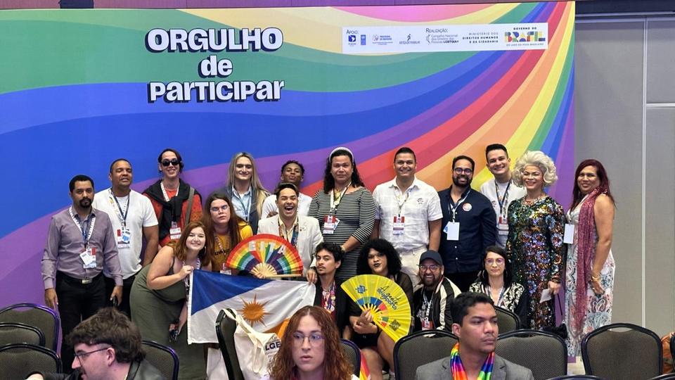 Grupo com docentes e alunos da UFT (Foto: Divulgação)