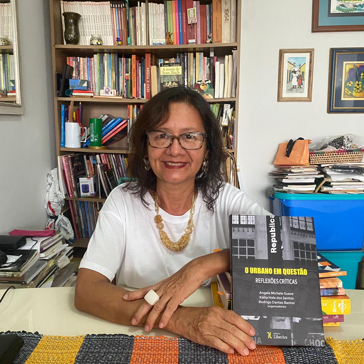 Maria Helena Cariaga