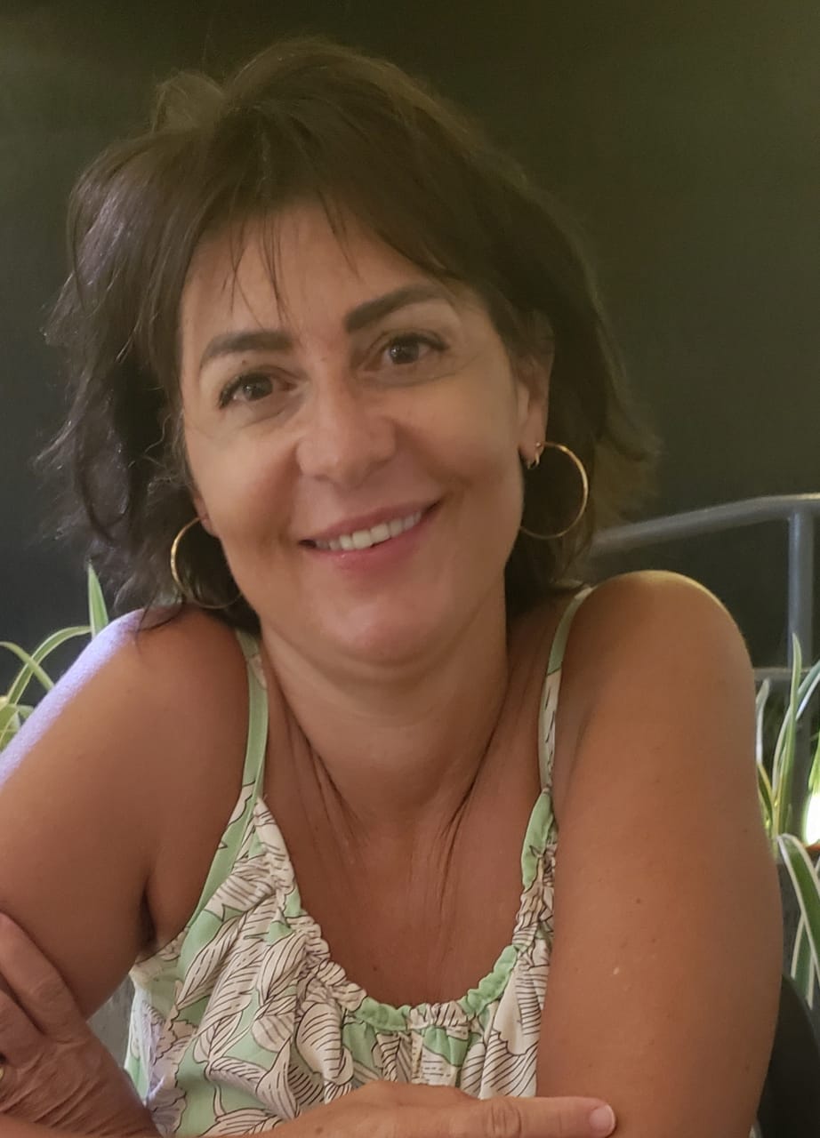 Flavia Lucila Tonani de Siqueira