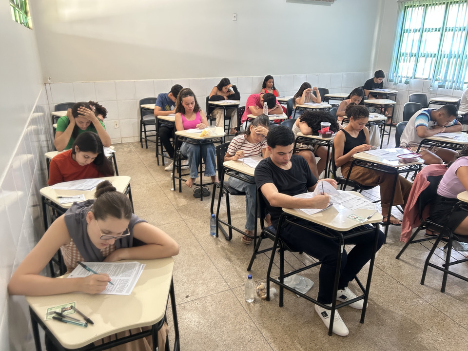 Preferência dos participantes da primeira edição de 2025 da prova do Exato foi escrever textos do tipo dissertativo-argumentativo