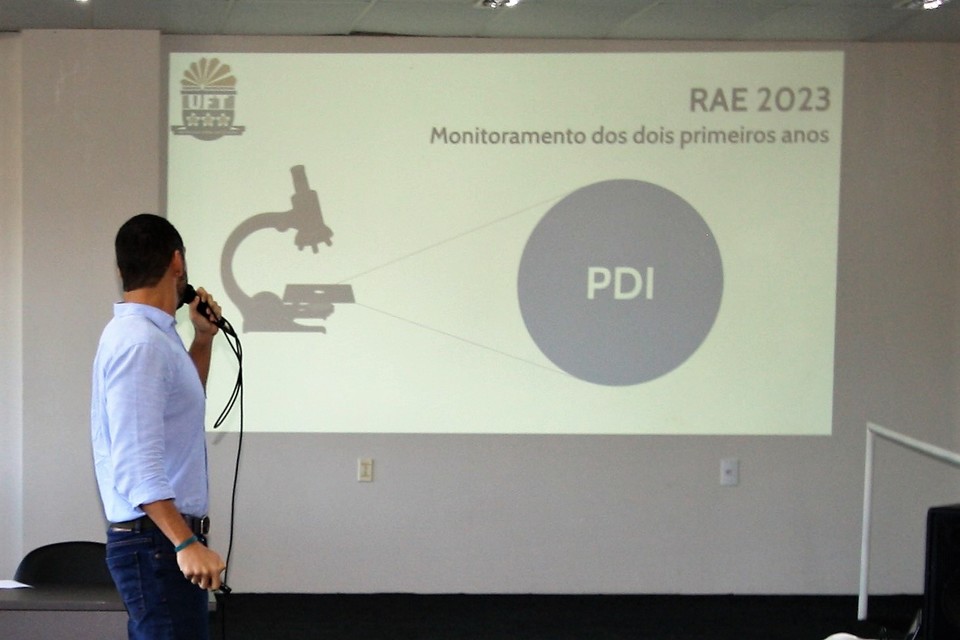 Evento começou com apresentação de balanço feito pela Proap e se estende até quarta-feira com apresentações de relatórios das unidades gestoras (Foto: Bianca Zanella/Sucom)