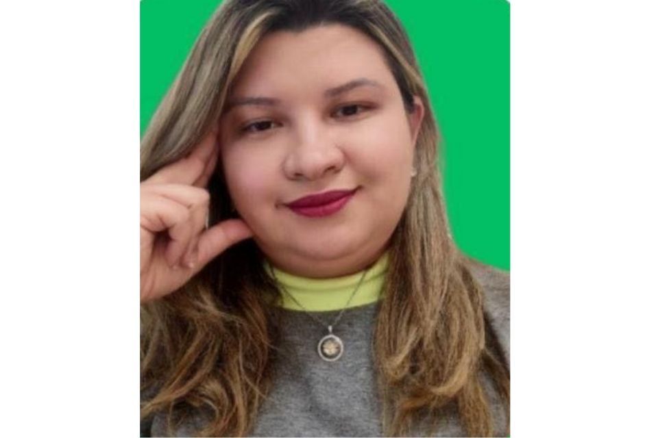 Rai Beatriz Cruz Carvalho, bacharela em Ciências Contábeis