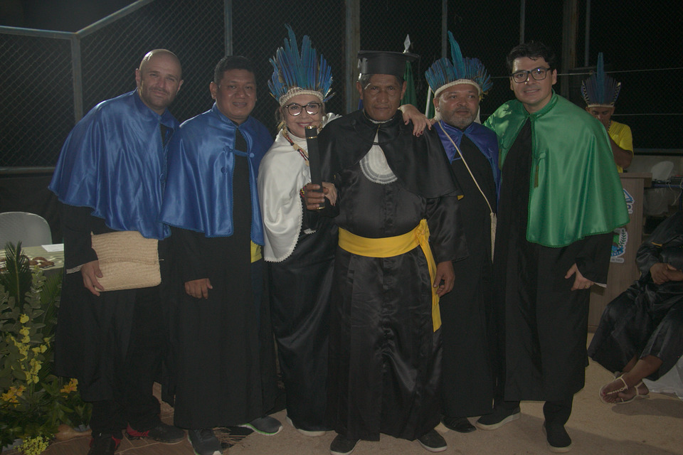 Os anciãos das aldeias Funil, Rio Verde, Salto, Saltinho, Porteira e Recanto Krite, receberam o grau de Educador Político Social do Envelhecimento Humano