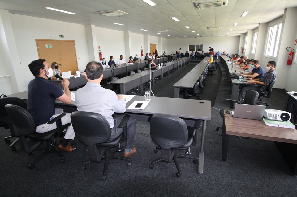 Consuni reunido em 12 de dezembro (Foto: Bianca Zanella/Sucom)