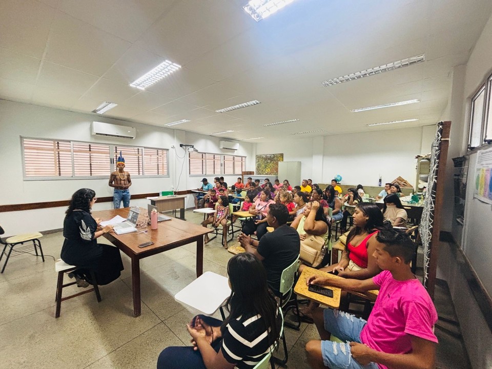 Programa de Pós-Graduação em Letras forma seu primeiro mestre indígena