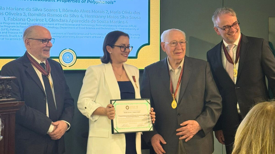 Estudo sobre frutos nativos do Norte do país é reconhecido com menção honrosa nacional