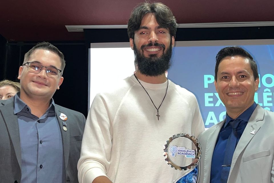 Estudantes da UFT são premiados na 2ª edição do Prêmio Excelência Acadêmica do CREA-TO